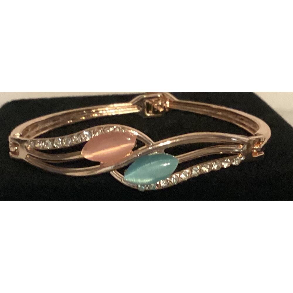 2760 NWOT Rose Gold Bracelet Bangle W/Pink & Blue Stones Cubic Zirconia Crystals